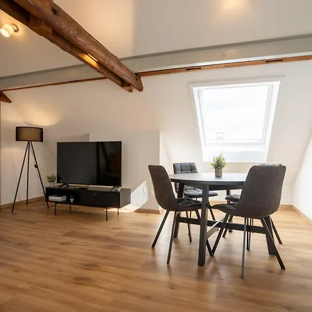 Casavia - Ibm - Bright Collection Apartment *